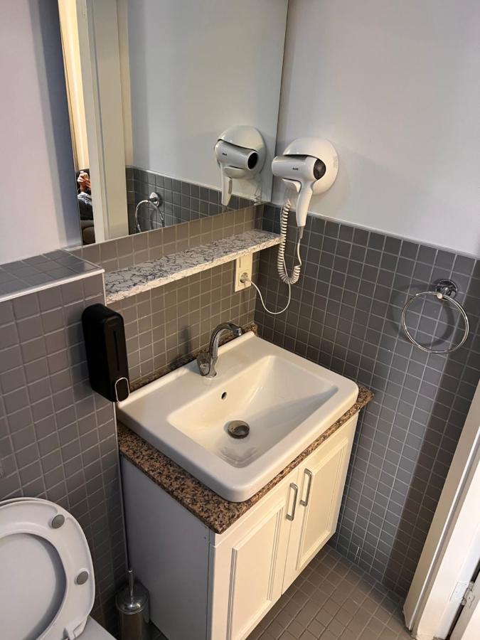 Neva Flats Taksim Hotell Istanbul Exteriör bild