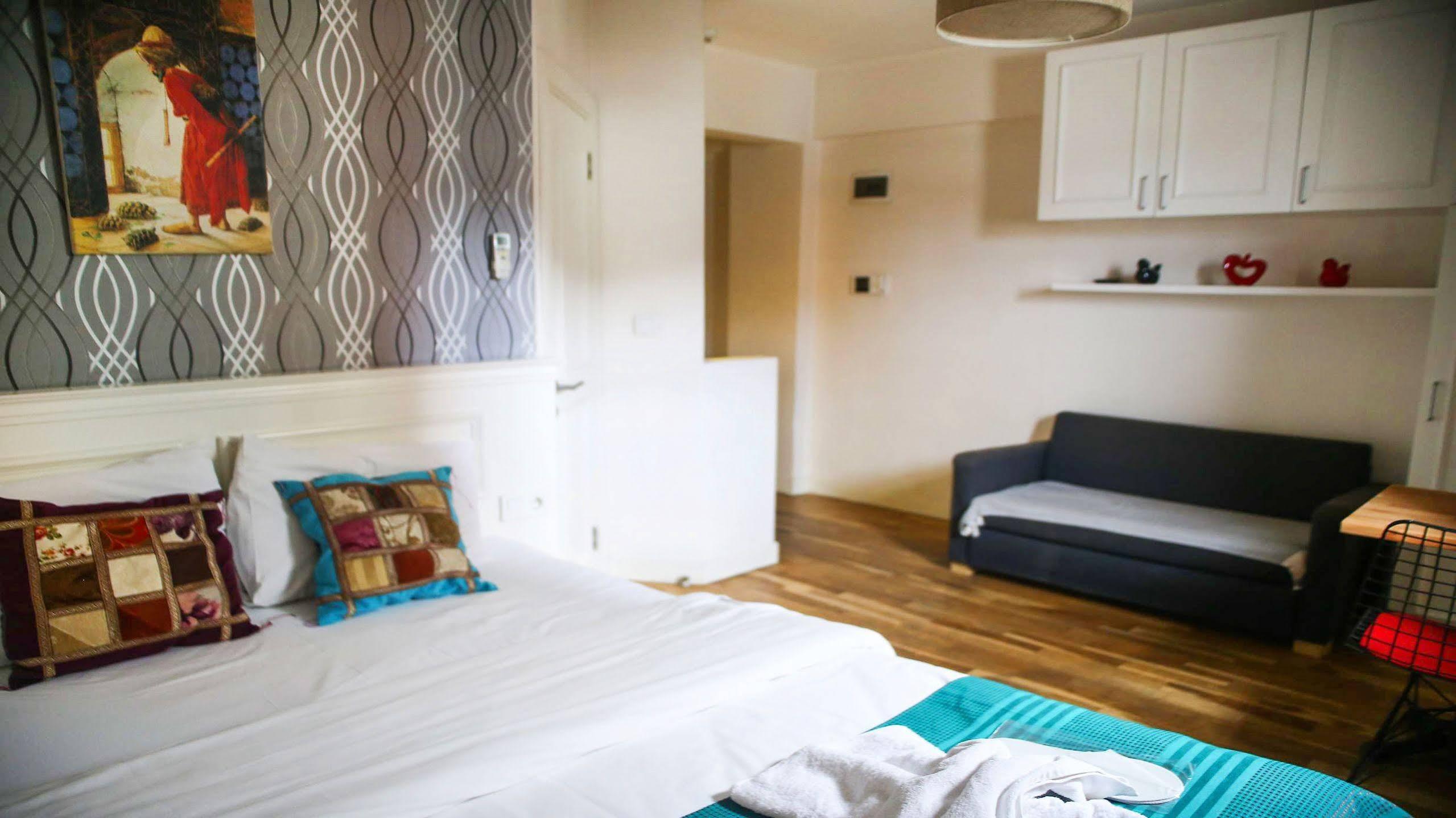 Neva Flats Taksim Hotell Istanbul Exteriör bild